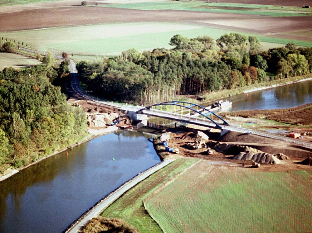 Luftbild Burg / Sachsen-Anhalt - Ausbau des Elbe-Havel-Kanales an der nördkichen Stadtgrenze von Burg in Sachsen-Anhalt.