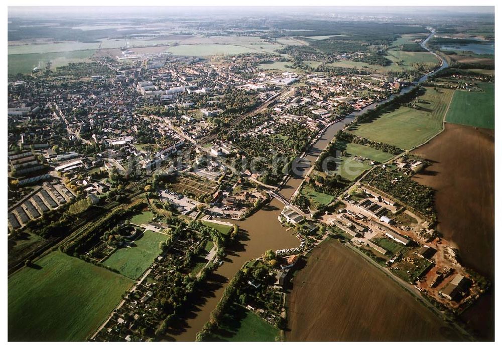 Luftaufnahme Burg / Sachsen-Anhalt - Ausbau des Elbe-Havel-Kanales an der nördlichen Stadtgrenze von Burg in Sachsen-Anhalt.