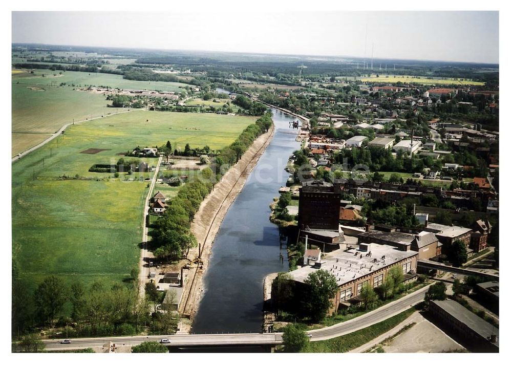 Burg / Sachsen-Anhalt von oben - Ausbau des Elbe-Havel-Kanales am nördlichen Stadtrand von Burg in Sachsen-Anhalt