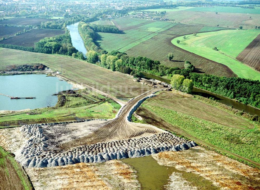 Luftbild Burg - Ausbau des Elbe-Havelkanals am östlichen Stadtrand von Burg.