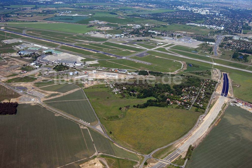 Schönefeld von oben - Ausbau des Flughafens Berlin-Schönefeld