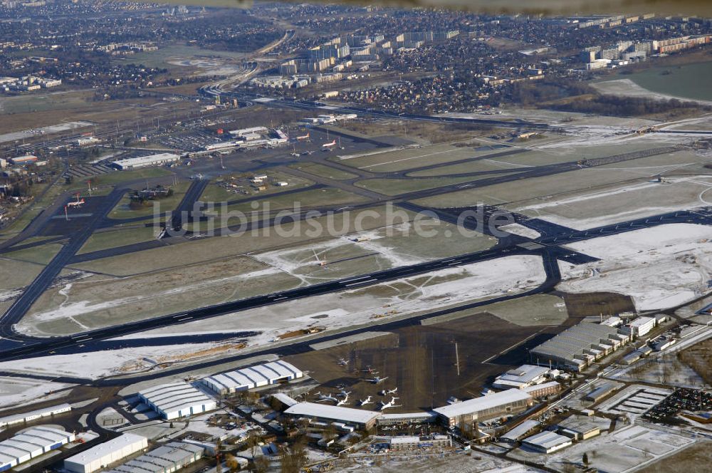 Schönefeld aus der Vogelperspektive: Ausbau des Flughafens Berlin-Schönefeld