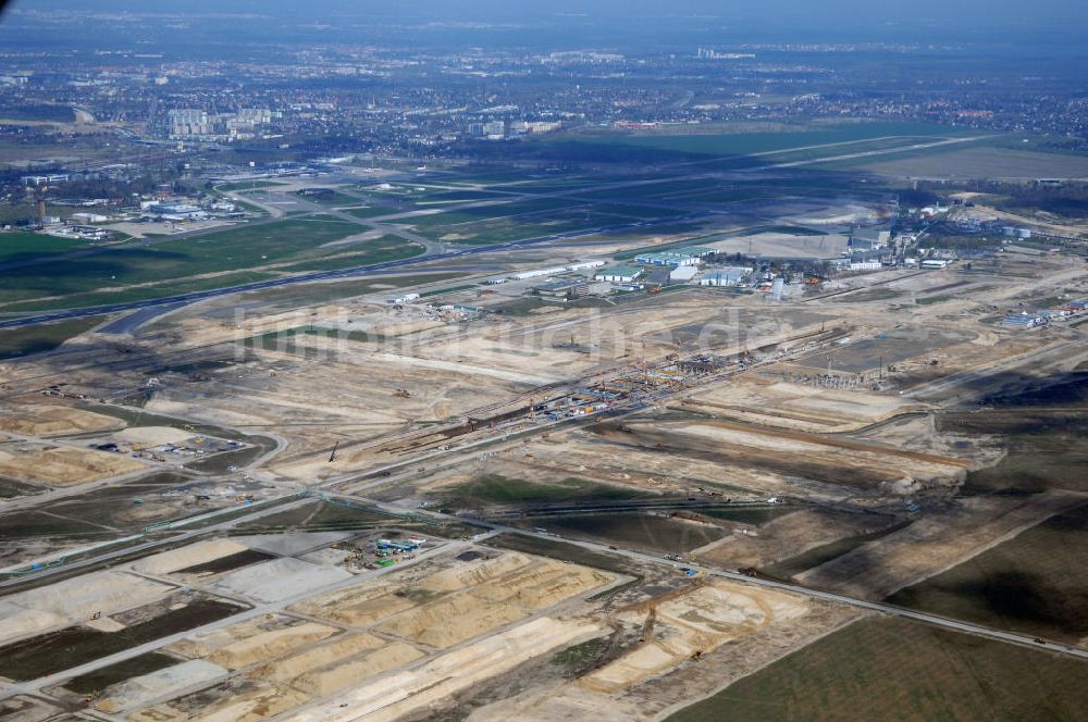 Luftaufnahme Schönefeld / Bundesland BRB - Ausbau des Flughafens Berlin-Schönefeld