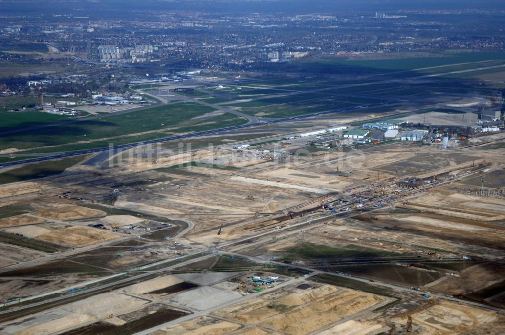 Schönefeld / Bundesland BRB von oben - Ausbau des Flughafens Berlin-Schönefeld