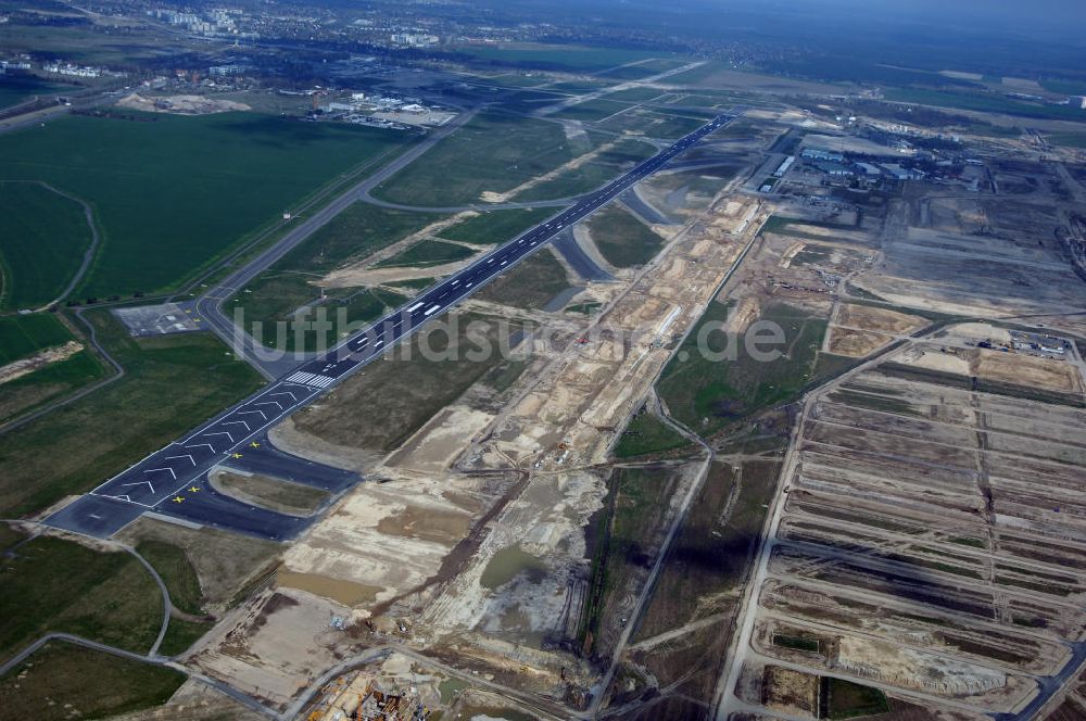 Schönefeld / Bundesland BRB von oben - Ausbau des Flughafens Berlin-Schönefeld