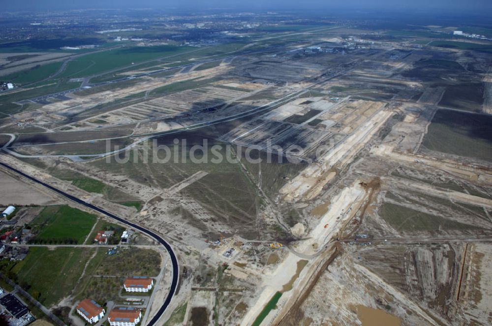 Luftbild Schönefeld / Bundesland BRB - Ausbau des Flughafens Berlin-Schönefeld