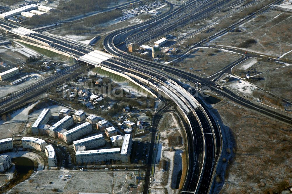 Schönefeld von oben - Ausbau des Flughafens Berlin-Schönefeld / Ausbau der A113n