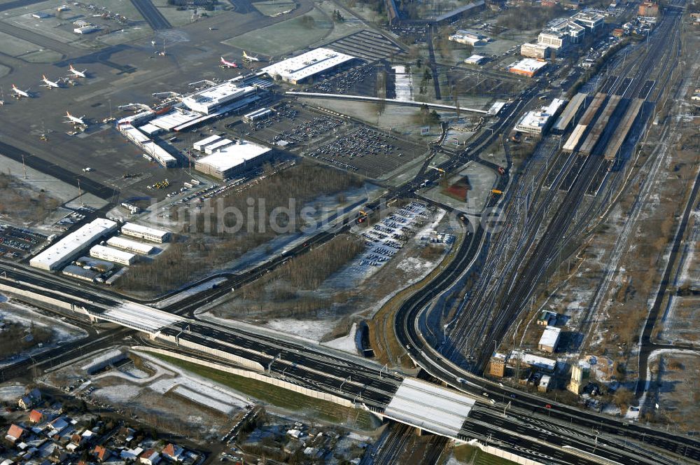 Luftaufnahme Schönefeld - Ausbau des Flughafens Berlin-Schönefeld / Ausbau der A113n