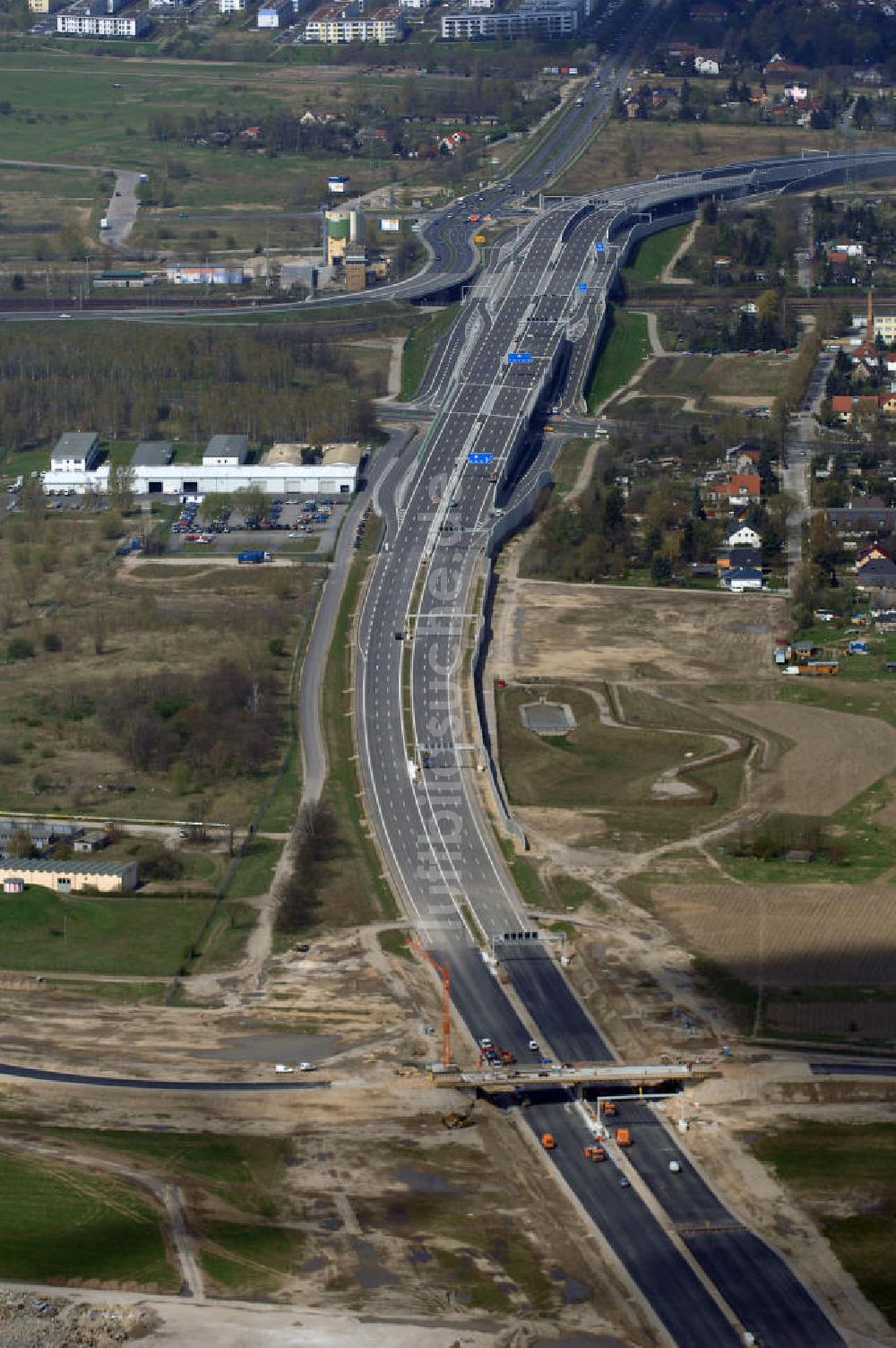 Schönefeld von oben - Ausbau des Flughafens Berlin-Schönefeld / Ausbau der A113n