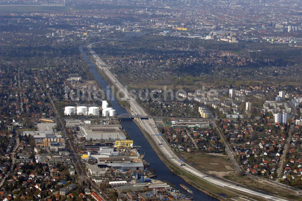 Luftaufnahme Schönefeld - Ausbau des Flughafens Berlin-Schönefeld / Ausbau der A113n