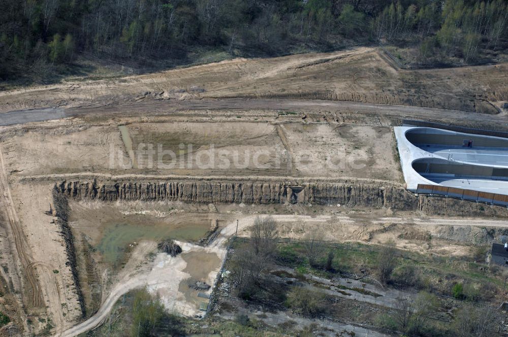 Schönefeld aus der Vogelperspektive: Ausbau des Flughafens Berlin-Schönefeld / Ausbau der A113n