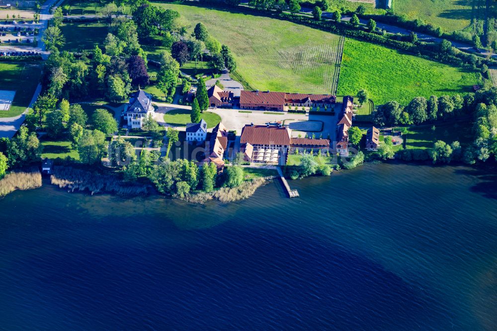 Malente von oben - Ausbau Gutshaus und Landgut Gut Immenhof in Malente im Bundesland Schleswig-Holstein, Deutschland