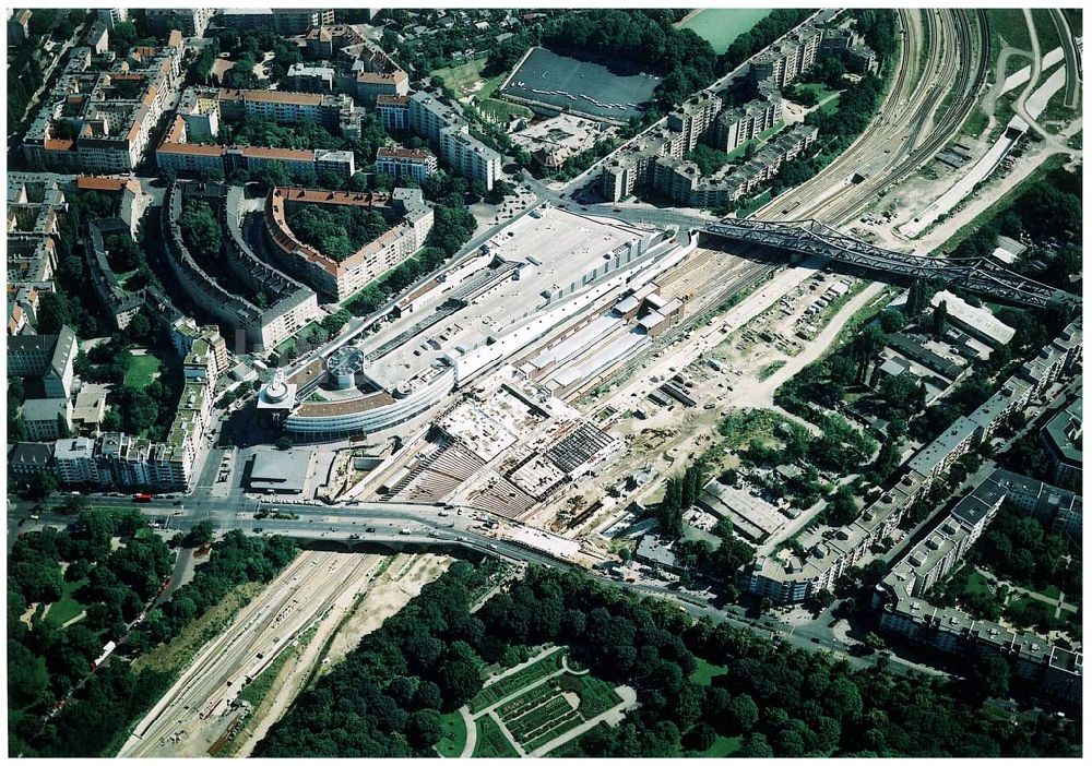 Luftbild Berlin - Wedding - Ausbau des Innernringes der Deutschen Bahn zwischen dem Bereich Nordkreuz - S-Bhf. Gesundbrunnen.