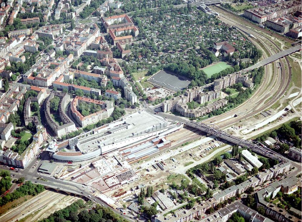 Luftaufnahme Berlin - Wedding - Ausbau des Innernringes der Deutschen Bahn zwischen dem Bereich Nordkreuz - S-Bhf. Gesundbrunnen.