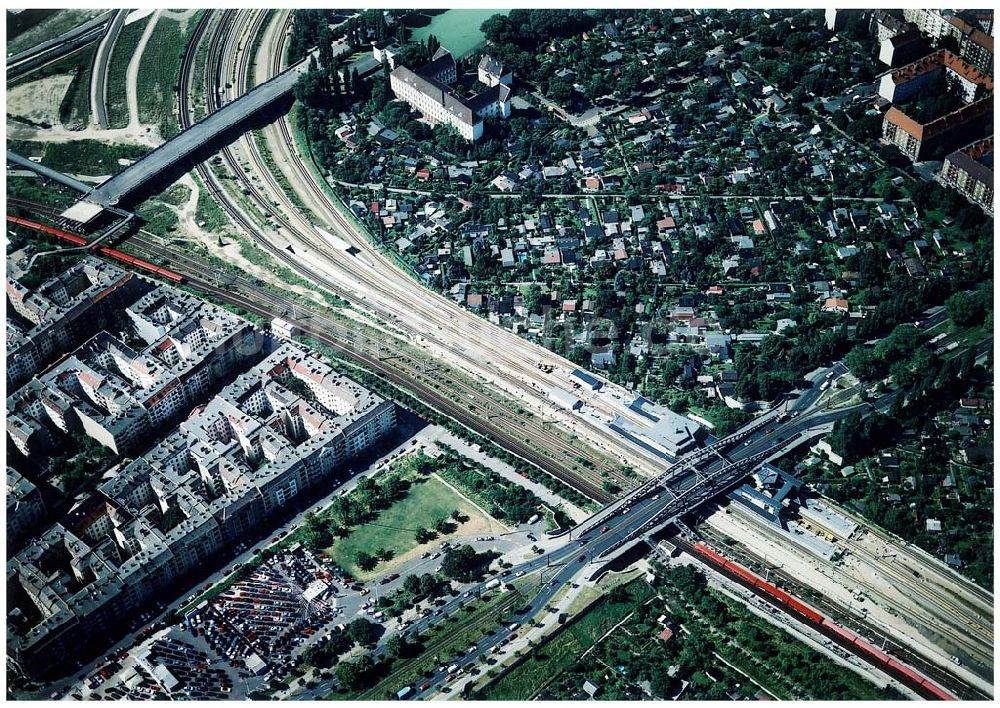 Luftaufnahme Berlin - Wedding - Ausbau des Innernringes der Deutschen Bahn zwischen dem Bereich Nordkreuz - und Bornholmer Brücke.