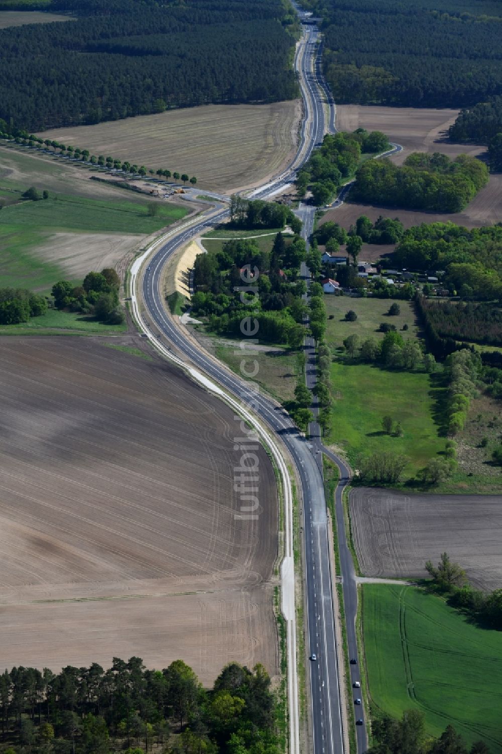 Luftbild Schmerzke - Ausbau der Ortsumgehung im Straßenverlauf der B102 in Schmerzke im Bundesland Brandenburg, Deutschland