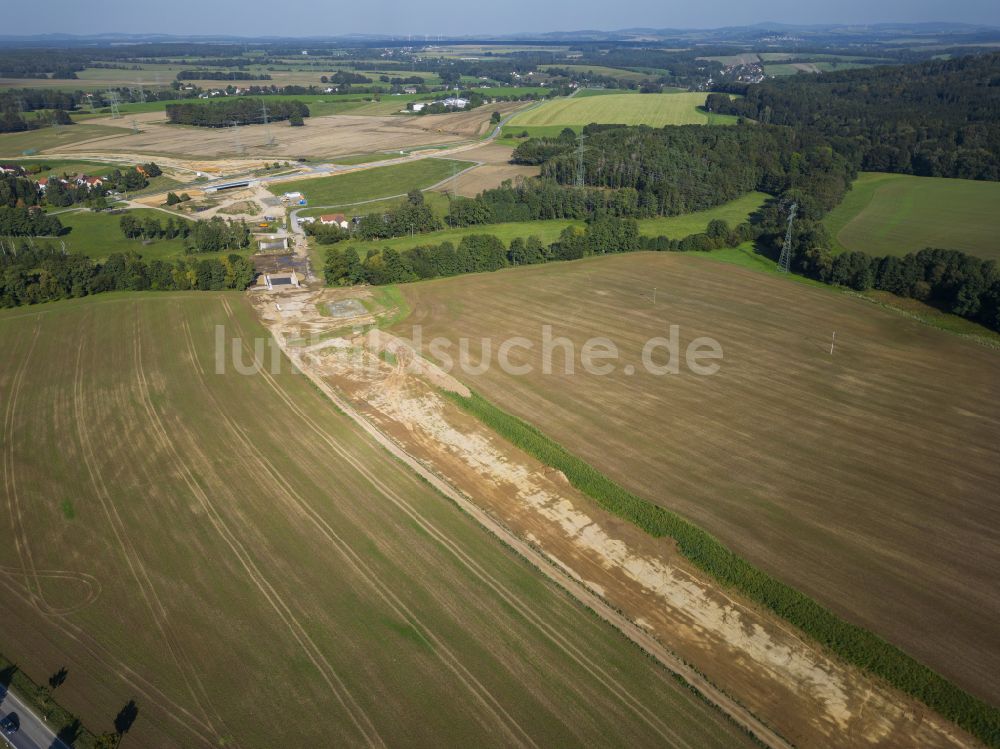 Eschdorf von oben - Ausbau der Ortsumgehung im Straßenverlauf Staatsstraße 177 in Eschdorf im Bundesland Sachsen, Deutschland