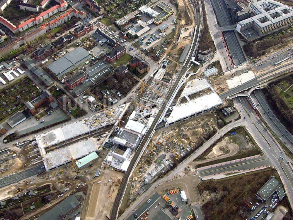 Berlin - Tempelhof von oben - Ausbau Südring S-Bahn Papestraße am Flughafen Tempelhof durch Walter Bau AG