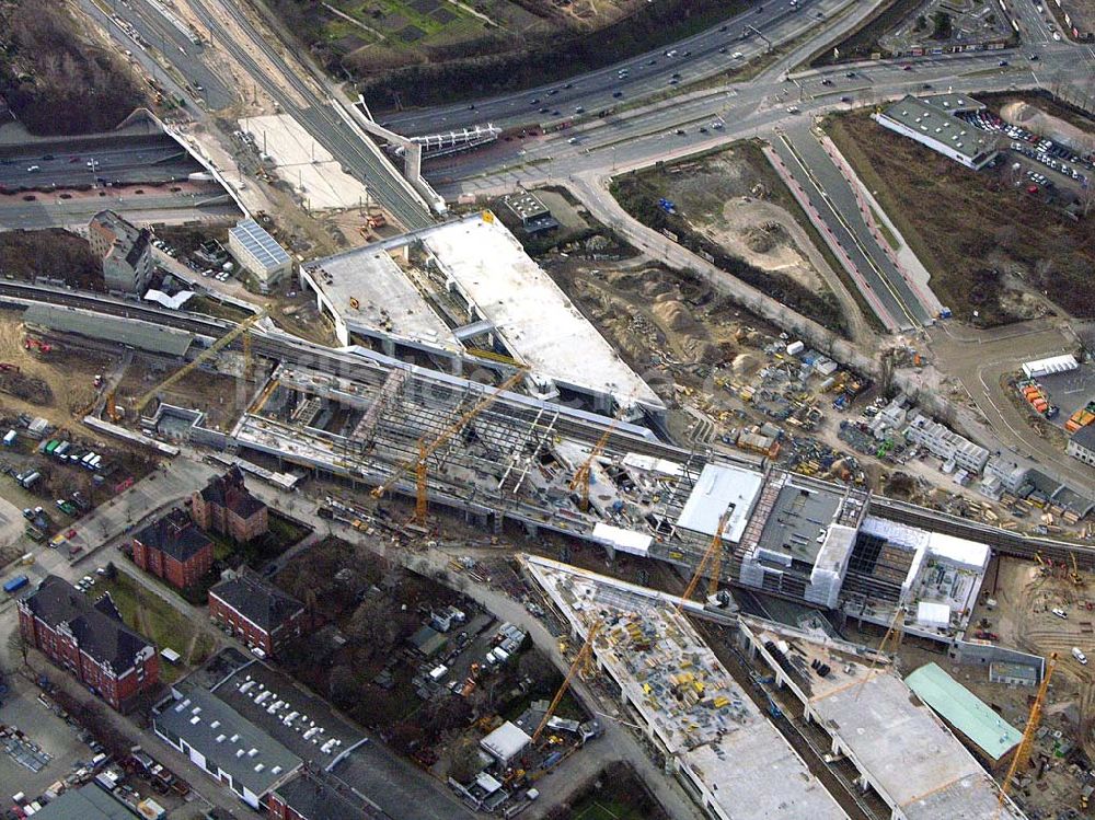 Berlin - Tempelhof von oben - Ausbau Südring S-Bahn Papestraße am Flughafen Tempelhof durch Walter Bau AG