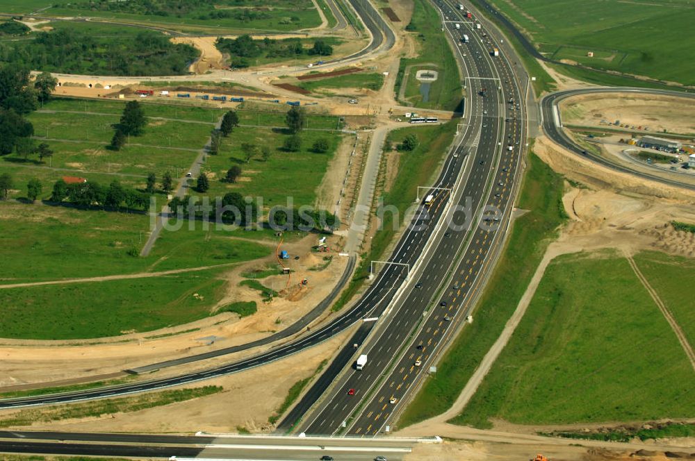 Luftaufnahme Berlin - Ausbau Stadtautobahn in Richtung Berlin- Schönefeld