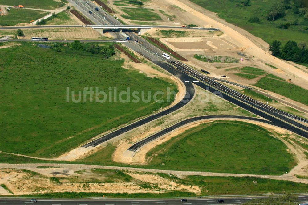 Berlin aus der Vogelperspektive: Ausbau Stadtautobahn in Richtung Berlin- Schönefeld