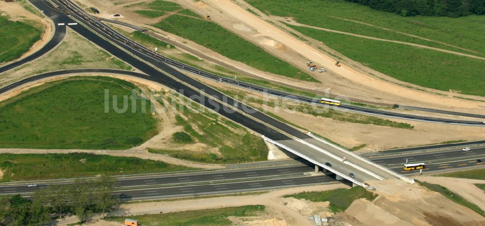 Luftaufnahme Berlin - Ausbau Stadtautobahn in Richtung Berlin- Schönefeld