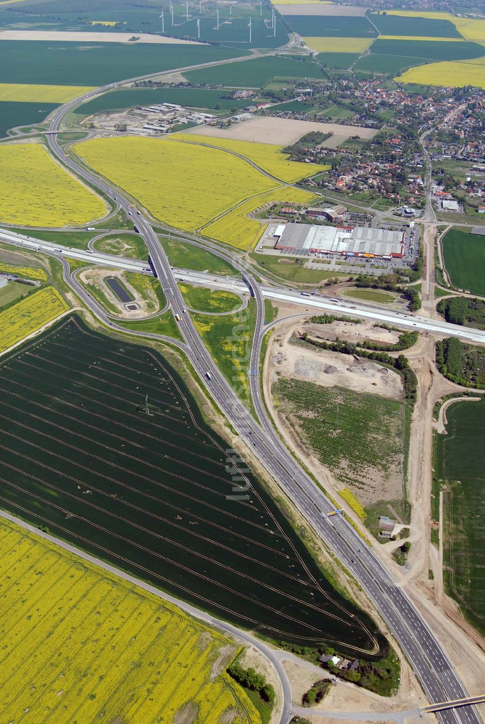 Brehna von oben - Ausbau der A100-Umfahrung - Brehna (Sachsen-Anhalt)