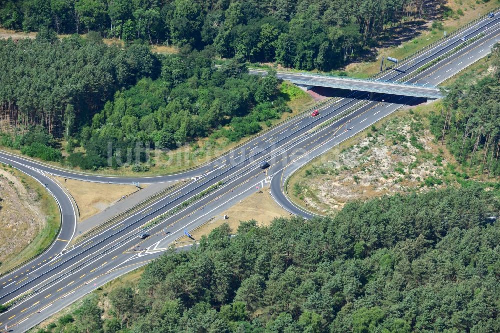 Luftbild Dannenreich - Ausbau und Verbreiterung der Streckenführung der Autobahn / Bundesautobahn BAB A12 / E30 bei Dannenreich im Bundesland Brandenburg