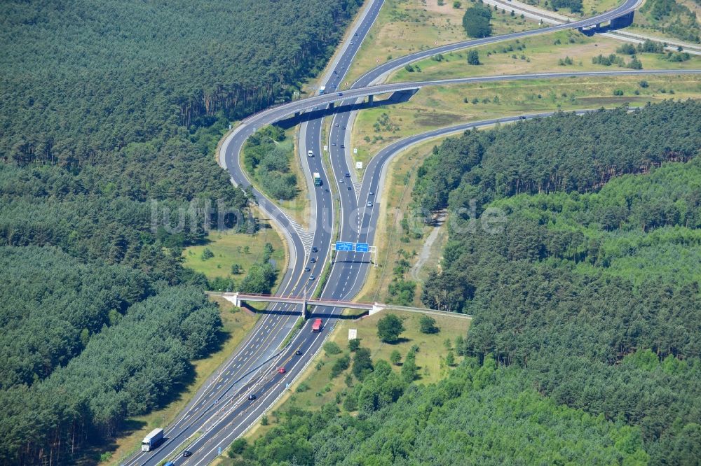 Luftbild Dannenreich - Ausbau und Verbreiterung der Streckenführung der Autobahn / Bundesautobahn BAB A12 / E30 bei Dannenreich im Bundesland Brandenburg