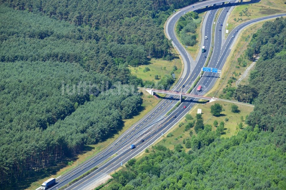 Luftaufnahme Dannenreich - Ausbau und Verbreiterung der Streckenführung der Autobahn / Bundesautobahn BAB A12 / E30 bei Dannenreich im Bundesland Brandenburg