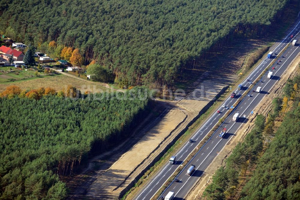 Luftbild Dannenreich - Ausbau und Verbreiterung der Streckenführung der Autobahn / Bundesautobahn BAB A12 / E30 bei Dannenreich im Bundesland Brandenburg