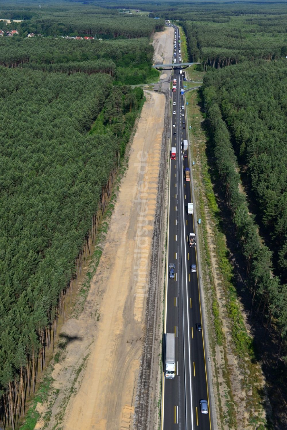 Luftbild Dannenreich - Ausbau und Verbreiterung der Streckenführung der Autobahn / Bundesautobahn BAB A12 / E30 bei Dannenreich im Bundesland Brandenburg