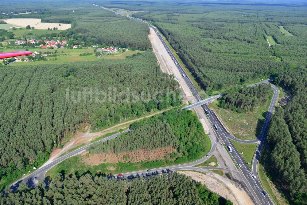 Luftbild Dannenreich - Ausbau und Verbreiterung der Streckenführung der Autobahn / Bundesautobahn BAB A12 / E30 bei Dannenreich im Bundesland Brandenburg