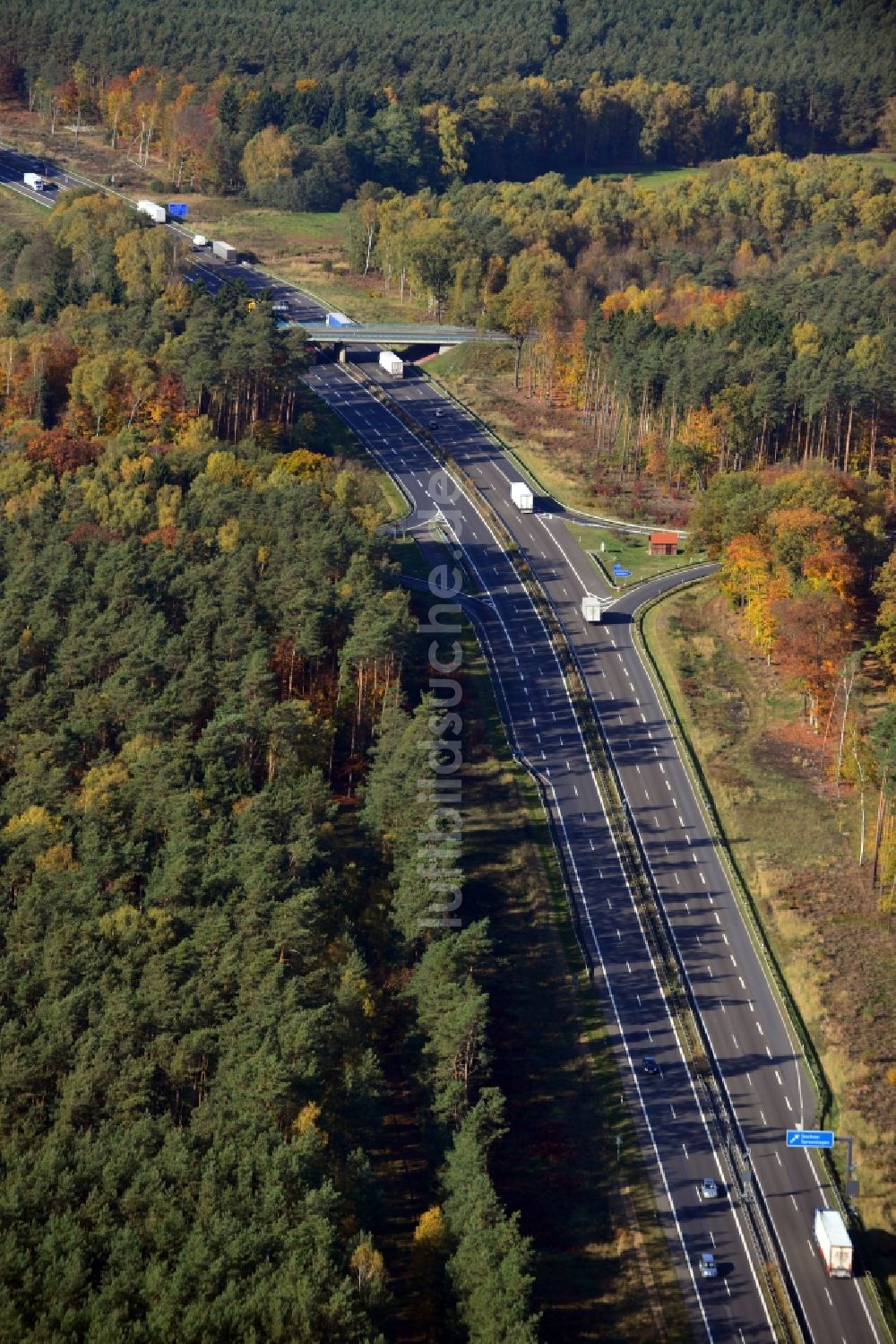 Luftaufnahme Markgrafpieske - Ausbau und Verbreiterung der Streckenführung der Autobahn / Bundesautobahn BAB A12 / E30 bei Markgrafpieske im Bundesland Brandenburg