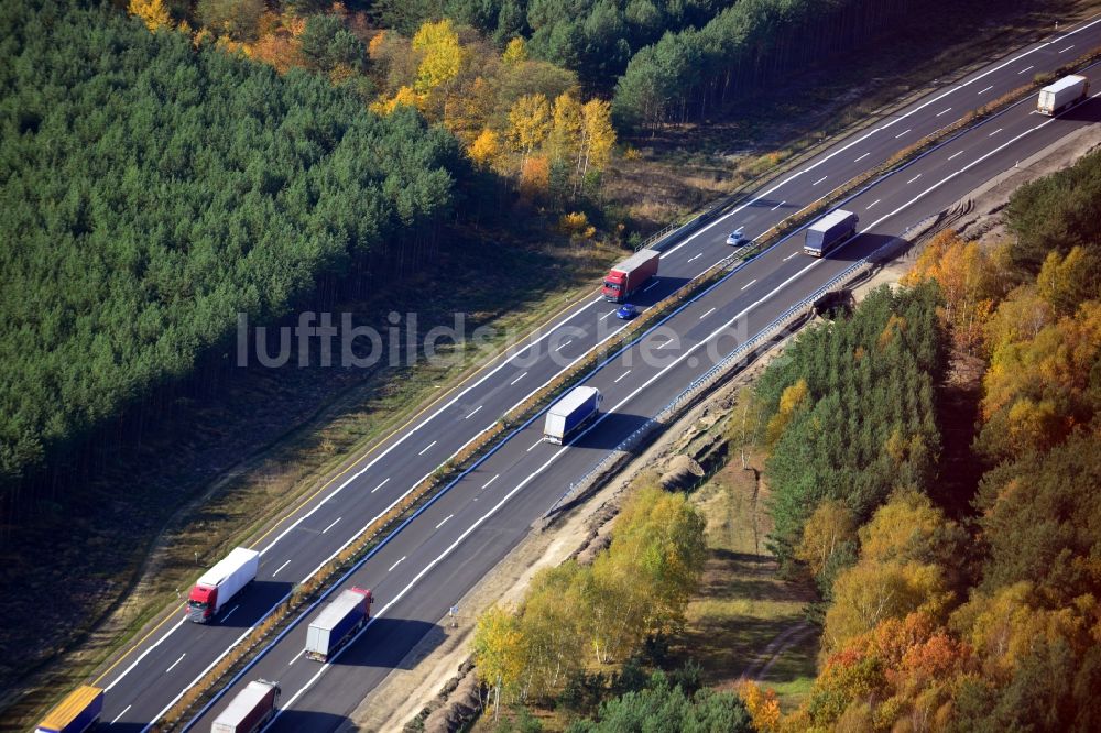 Luftaufnahme Markgrafpieske - Ausbau und Verbreiterung der Streckenführung der Autobahn / Bundesautobahn BAB A12 / E30 bei Markgrafpieske im Bundesland Brandenburg