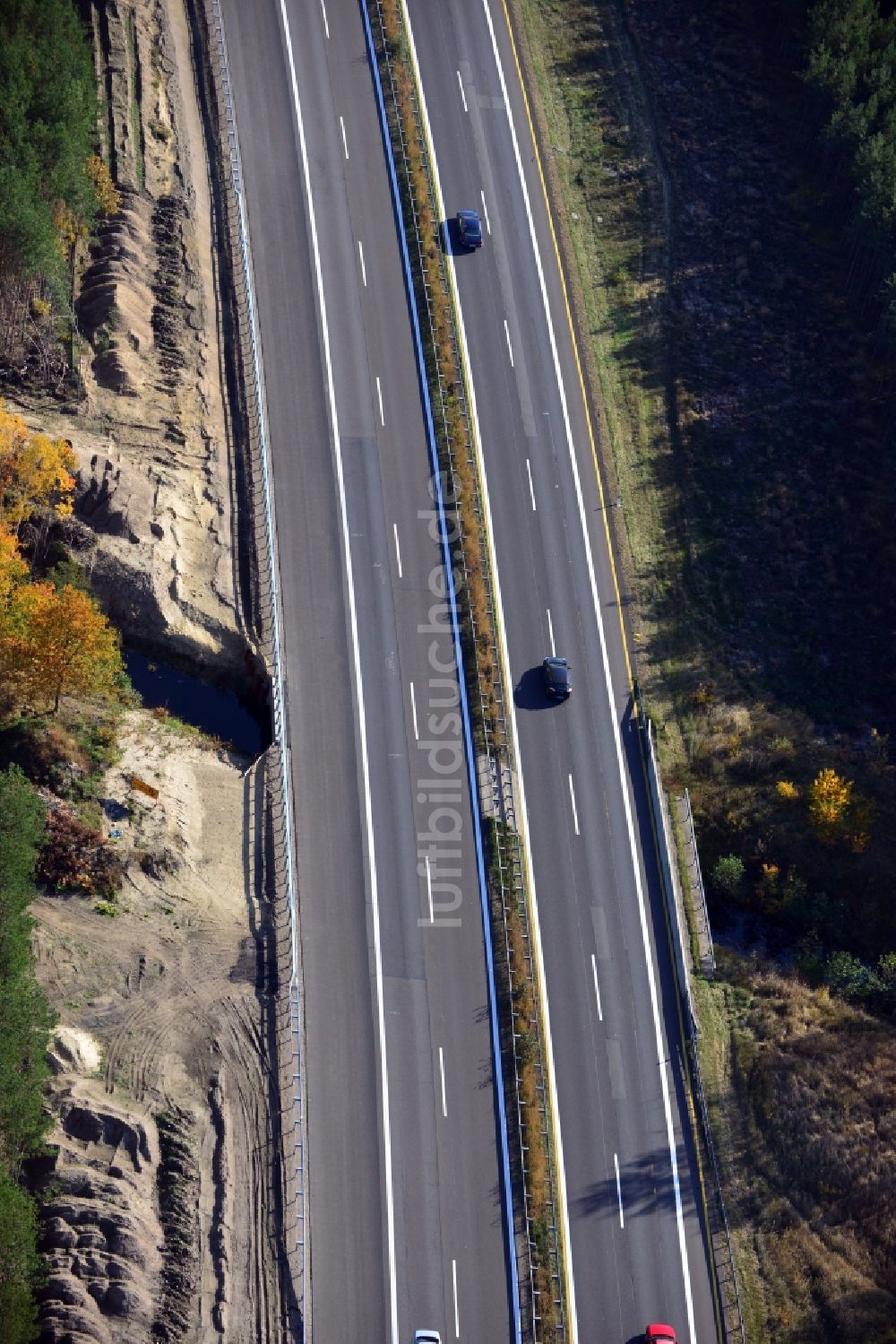 Markgrafpieske aus der Vogelperspektive: Ausbau und Verbreiterung der Streckenführung der Autobahn / Bundesautobahn BAB A12 / E30 bei Markgrafpieske im Bundesland Brandenburg