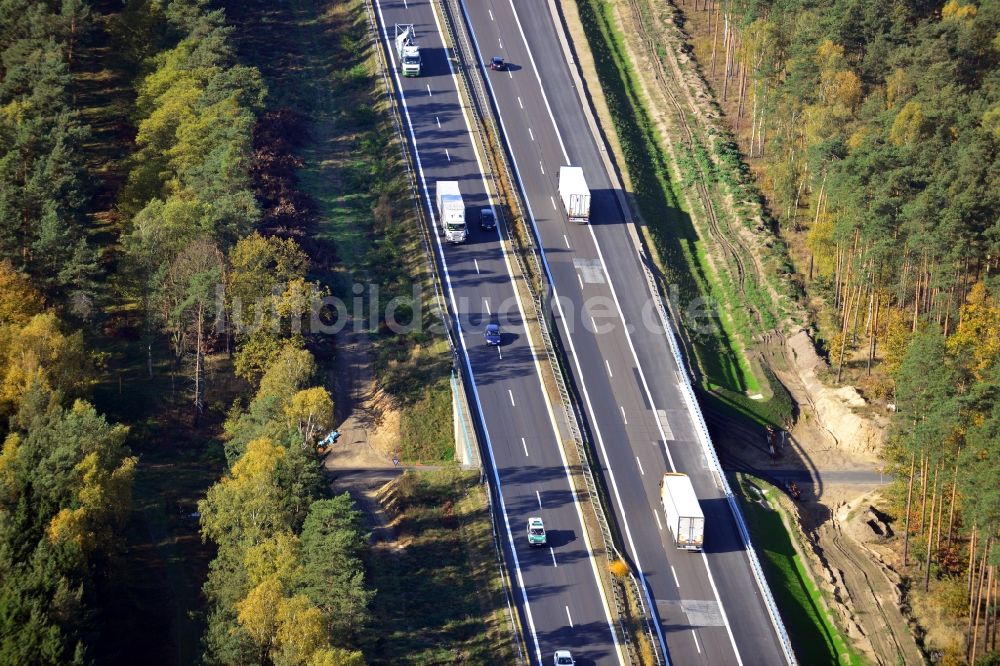 Luftbild Markgrafpieske - Ausbau und Verbreiterung der Streckenführung der Autobahn / Bundesautobahn BAB A12 / E30 bei Markgrafpieske im Bundesland Brandenburg