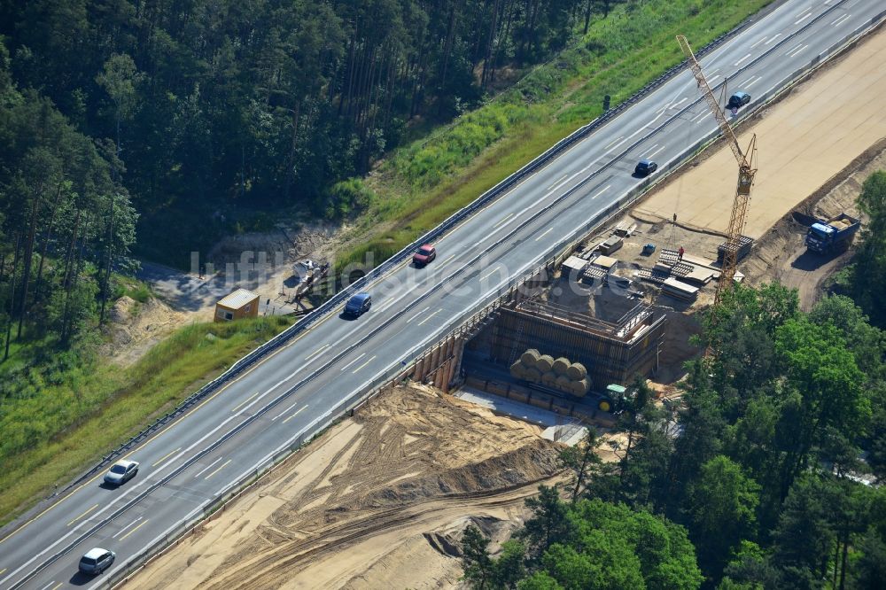 Luftbild Markgrafpieske - Ausbau und Verbreiterung der Streckenführung der Autobahn / Bundesautobahn BAB A12 / E30 bei Markgrafpieske im Bundesland Brandenburg