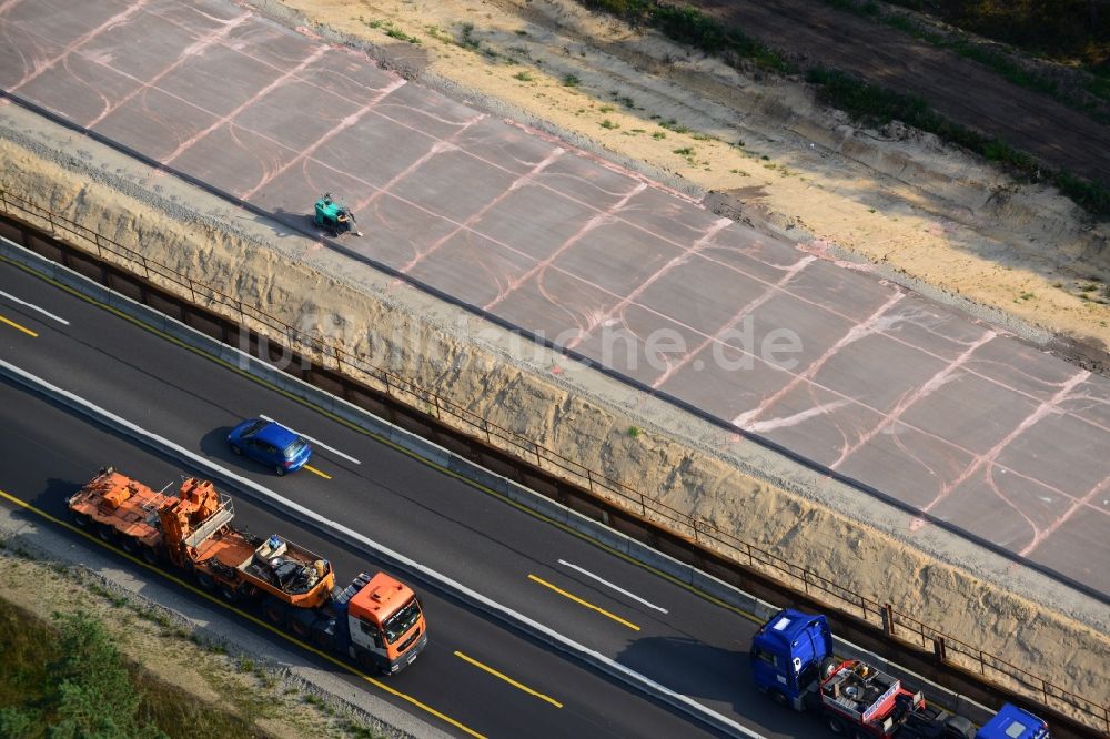 Markgrafpieske aus der Vogelperspektive: Ausbau und Verbreiterung der Streckenführung der Autobahn / Bundesautobahn BAB A12 / E30 bei Markgrafpieske im Bundesland Brandenburg