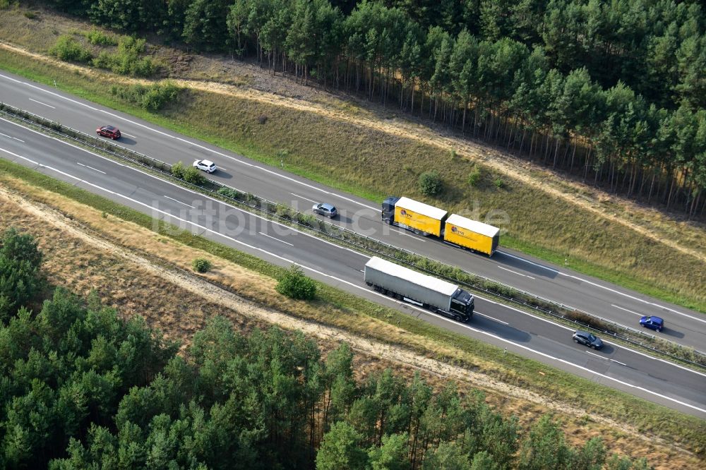 Luftaufnahme Spreenhagen - Ausbau und Verbreiterung der Streckenführung der Autobahn / Bundesautobahn BAB A12 bei Spreenhagen am Berliner Ring in Brandenburg