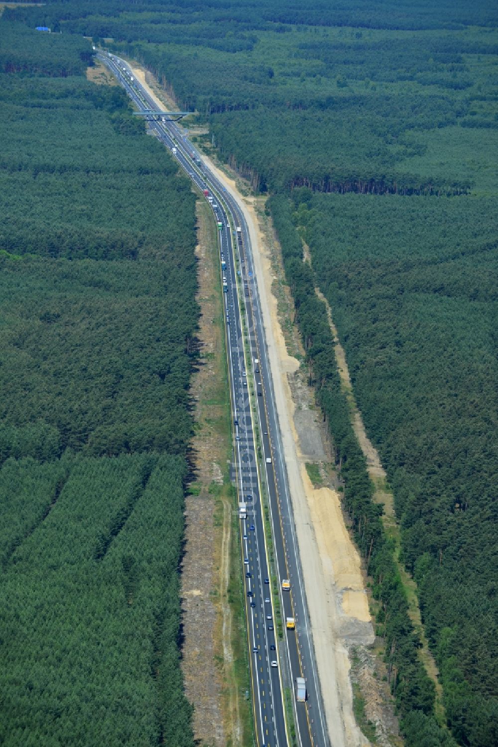 Luftbild Spreenhagen - Ausbau und Verbreiterung der Streckenführung der Autobahn / Bundesautobahn BAB A12 / E30 bei Spreenhagen im Bundesland Brandenburg