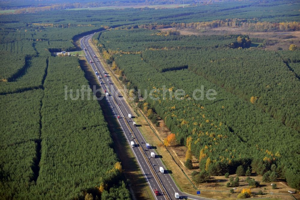 Spreenhagen von oben - Ausbau und Verbreiterung der Streckenführung der Autobahn / Bundesautobahn BAB A12 / E30 bei Spreenhagen im Bundesland Brandenburg