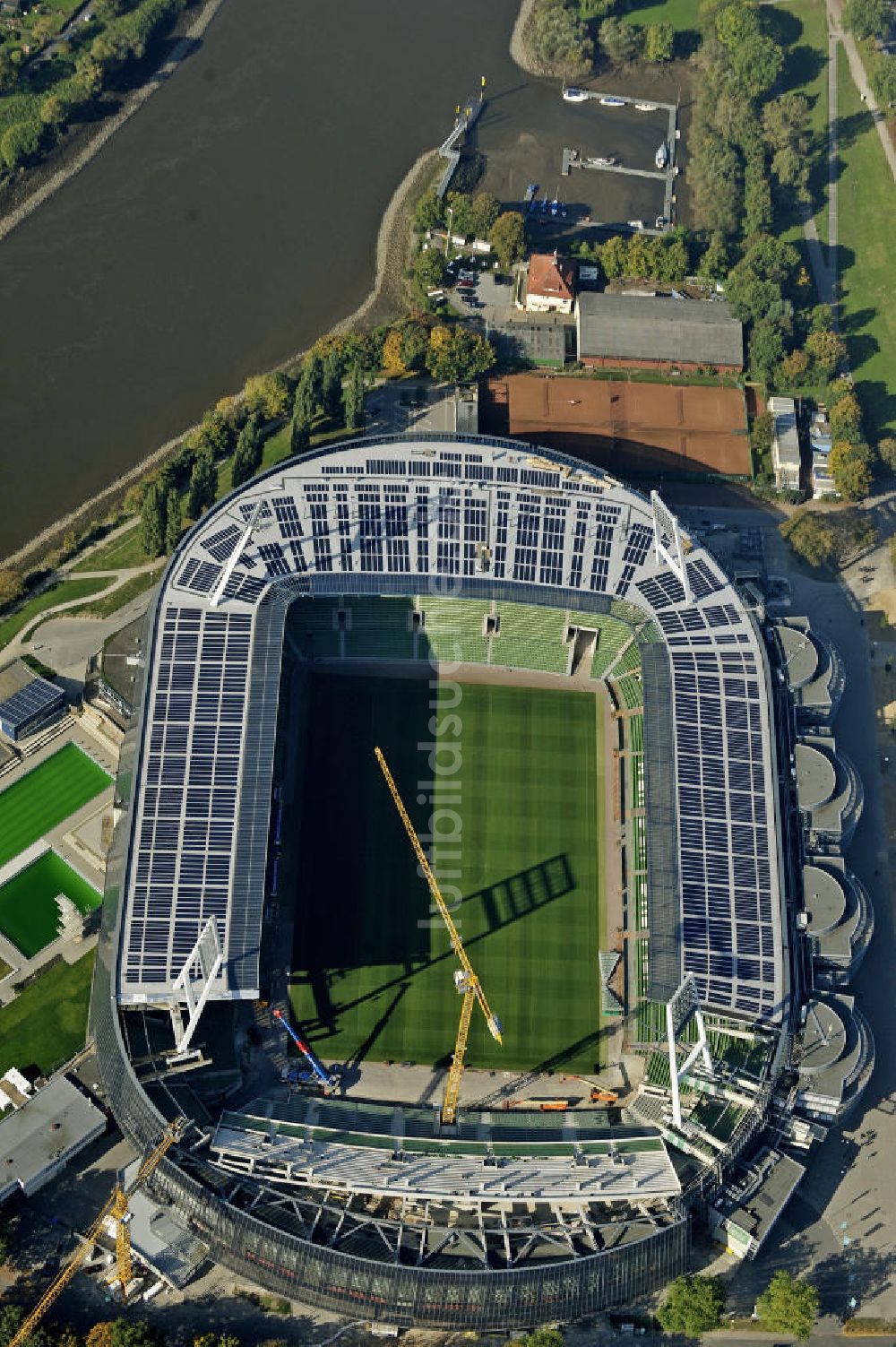 Luftbild Bremen - Ausbau Weserstadion Bremen