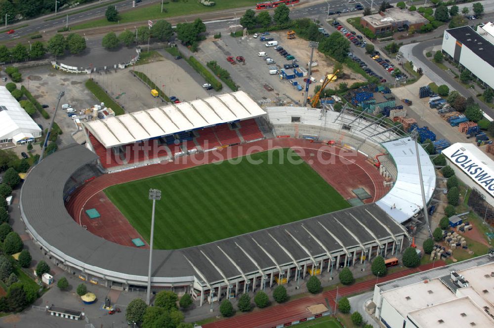 Braunschweig aus der Vogelperspektive: Ausbauarbeiten der Nordkurve im Stadion Braunschweig