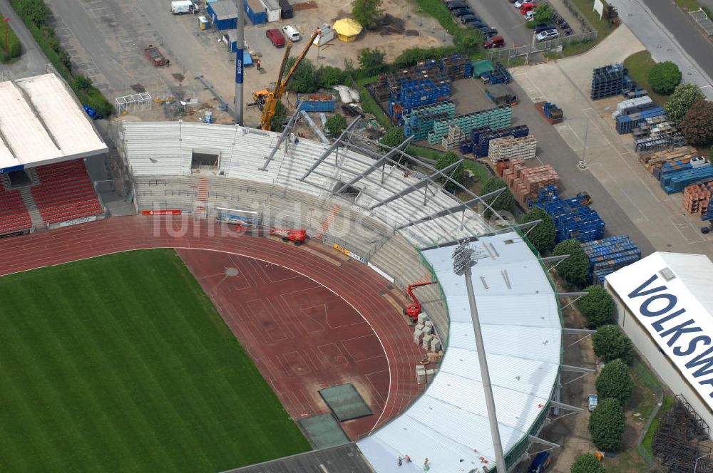 Luftaufnahme Braunschweig - Ausbauarbeiten der Nordkurve im Stadion Braunschweig