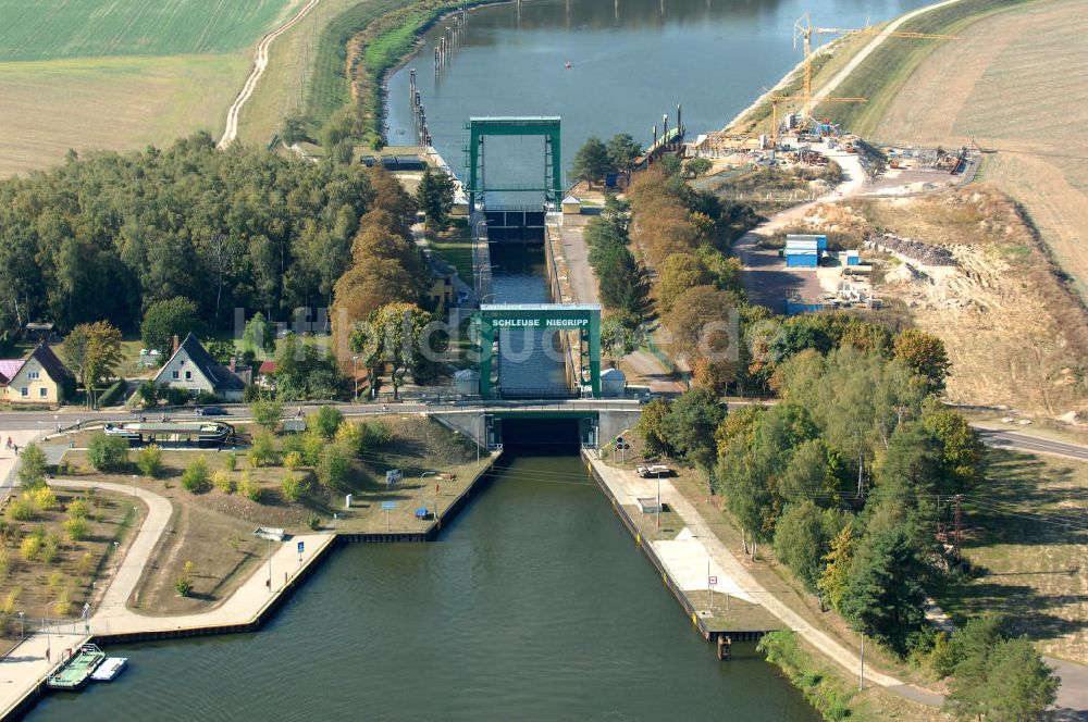 Luftbild Niegripp - Ausbauarbeiten an der Schleuse Niegripp am Elbe-Havel-Kanal