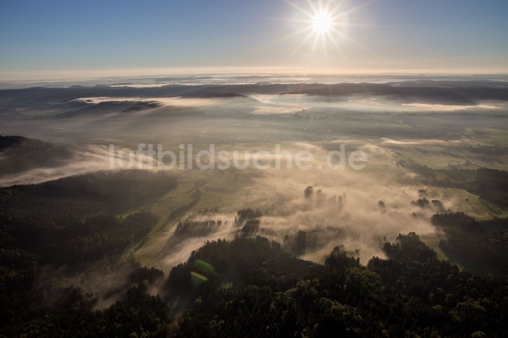 Luftbild Weinheim - Aussenanlage mit Rutschbahn des Freizeitbades