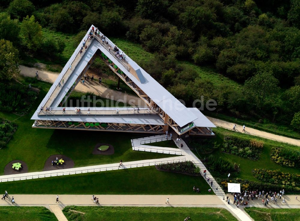 Luftaufnahme Koblenz - Aussichtsgebäude auf dem Gelände der Festung Ehrenbrettstein in Koblenz im Bundesland Rheinland-Pfalz