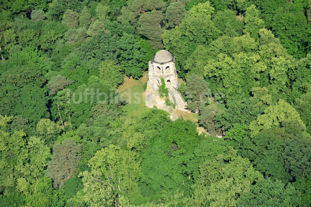 Luftaufnahme Halberstadt - Aussichtsturm im Landschaftsschutzpark Spiegelsberge auf der Heinrichshöhe in Halberstadt im Bundesland Sachsen-Anhalt