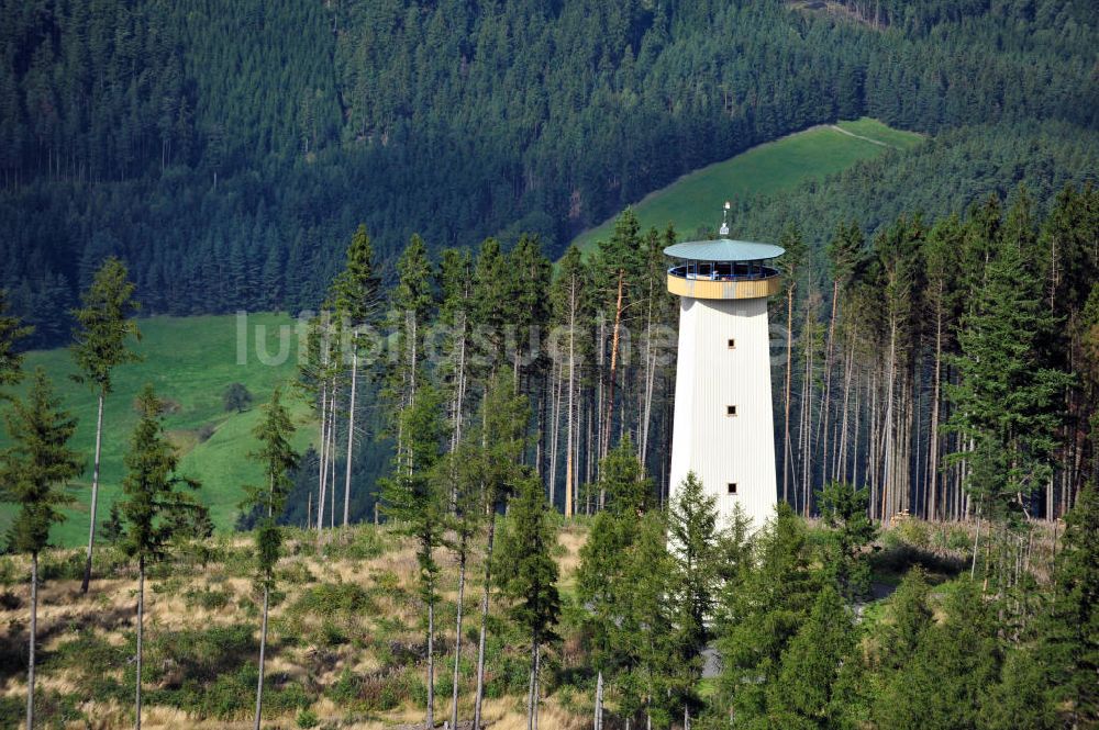 Luftaufnahme Springelhof - Aussichtsturm Thüringer Warte in Bayern